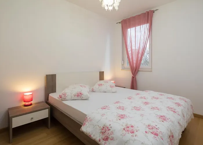 Arijana Apartman Free Private Garage