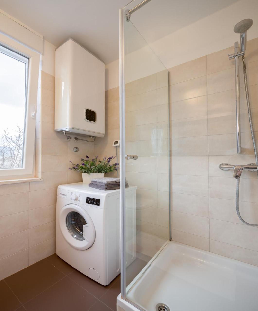 Arijana Free Private Garage Apartma *