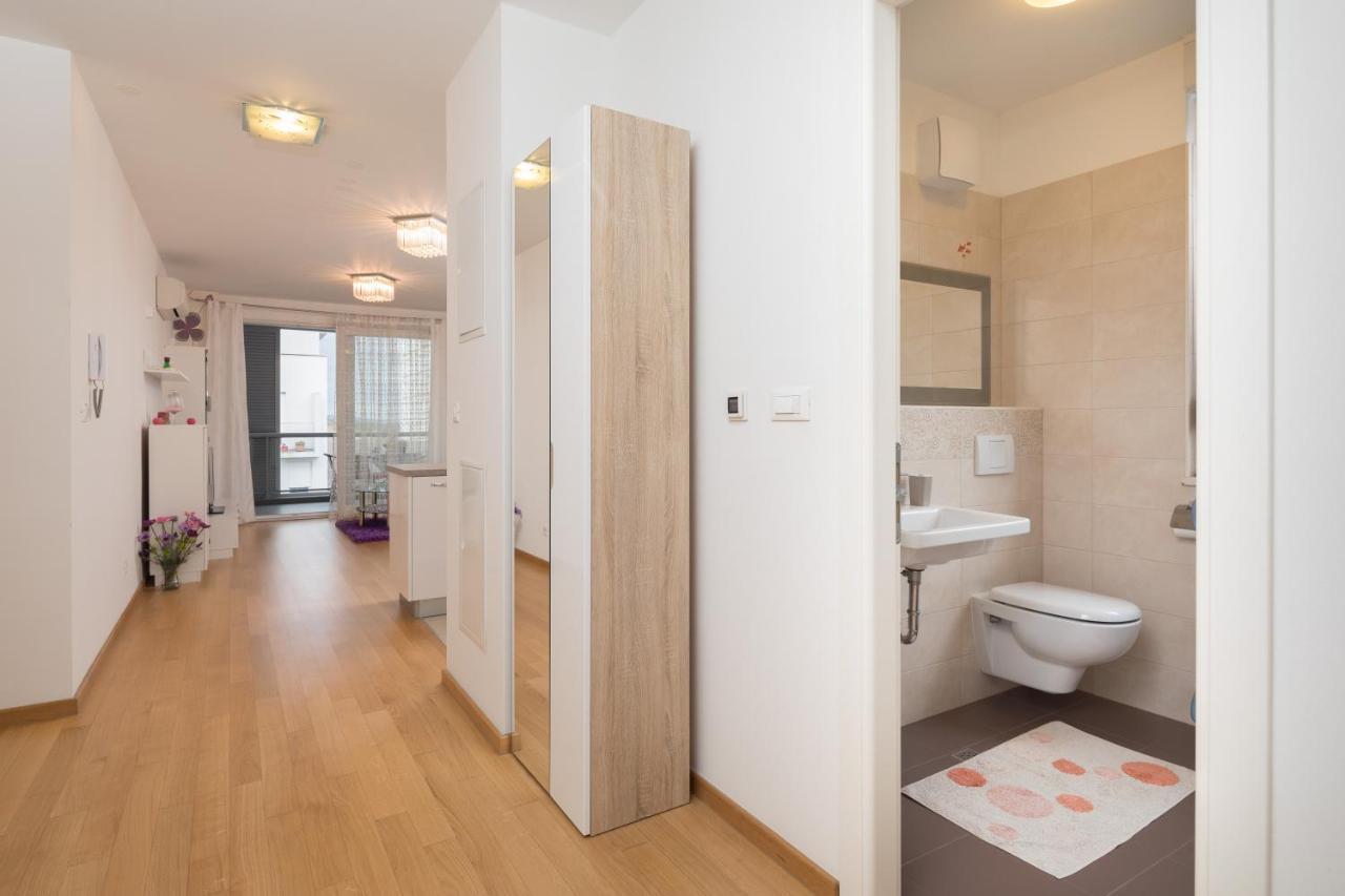 Arijana Free Private Garage Apartma Split